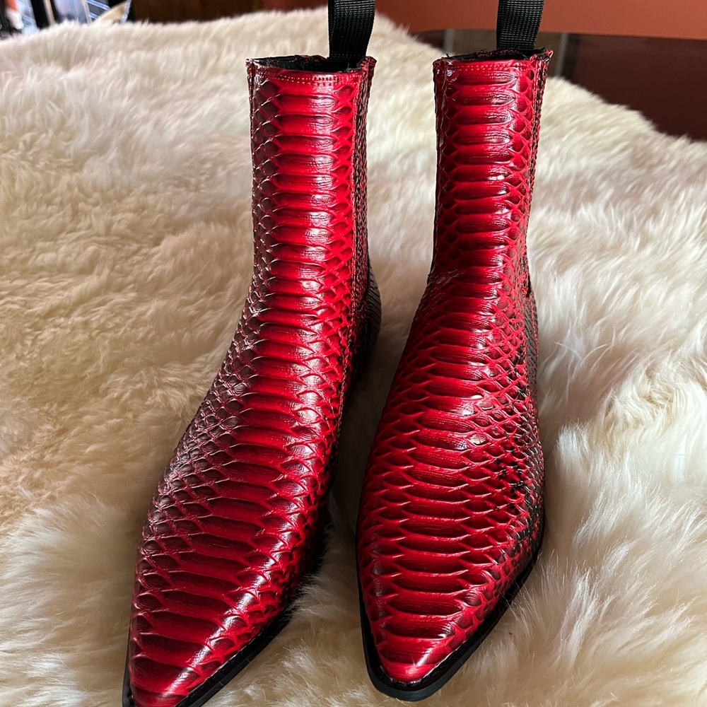 Red Vegan Python Leather Western Pointed Toe Ankle Boots Women Sz 9